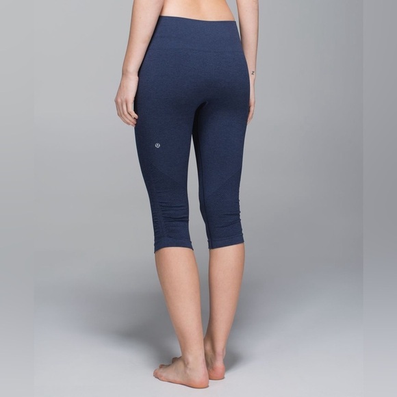 lululemon athletica Pants - Lululemon In The Flow Crop II Leggings Heathered Deep Navy Size 6